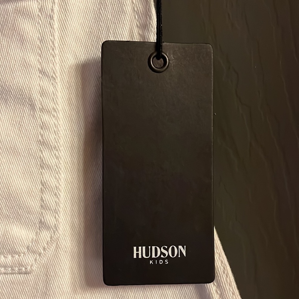 Hudson kids size 10 white shortalls. New with tags. - Picture 2 of 7